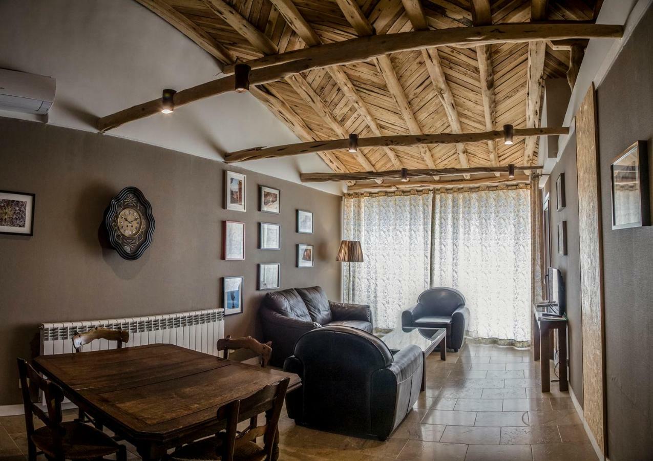 Apartamentos Rurales De La Sexma Del Sabinar Corduente Eksteriør bilde