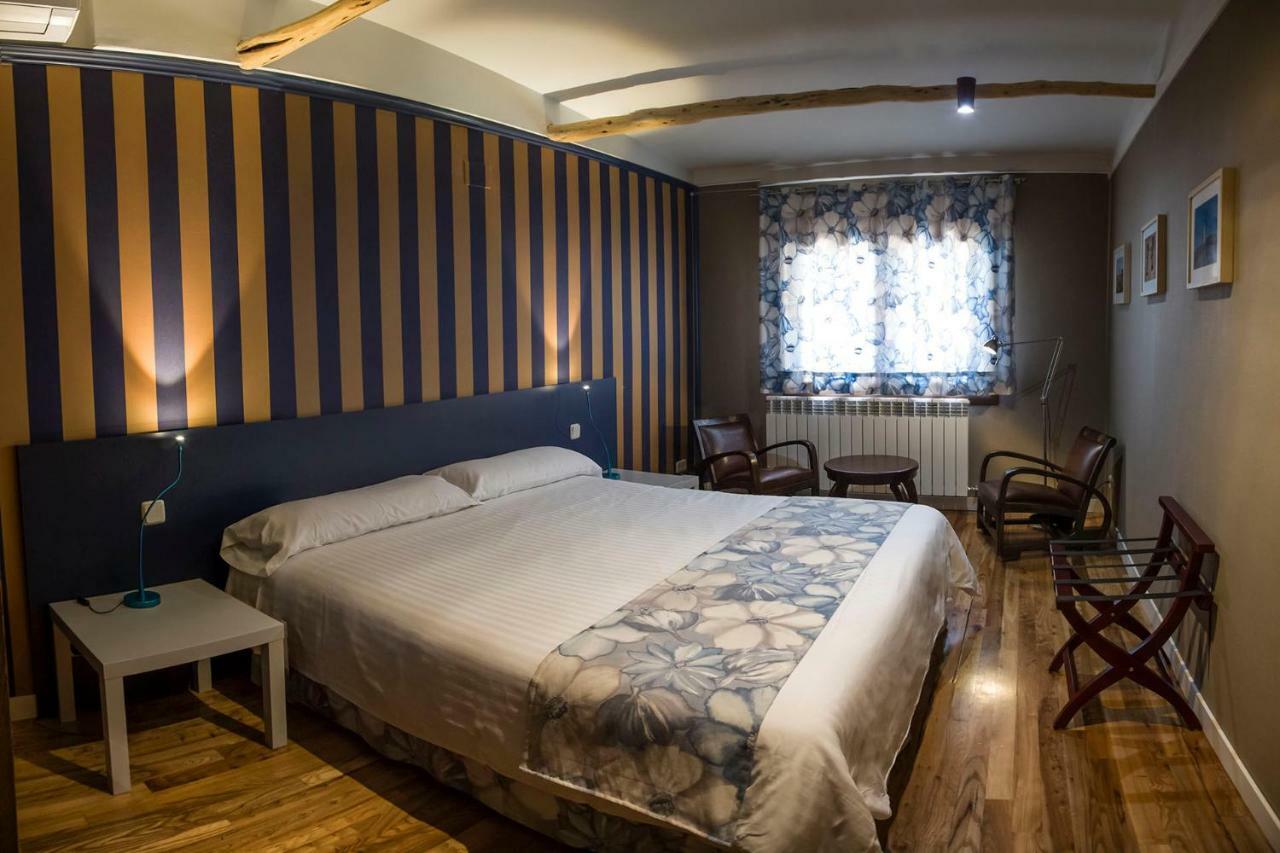 Apartamentos Rurales De La Sexma Del Sabinar Corduente Eksteriør bilde